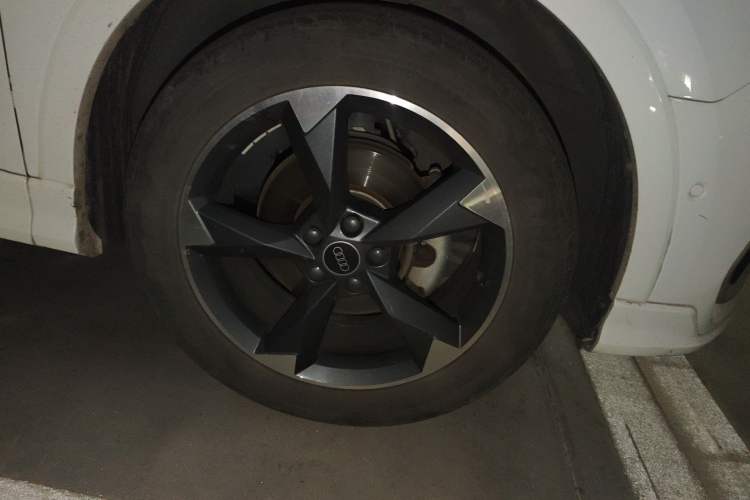 Used Audi Q3 2021 35 TFSI Fashion Dynamic Model Exterior 1