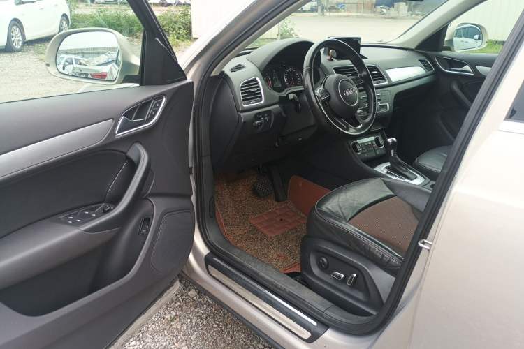 Used Audi Q3 2017 35 TFSI Fashion Model Driver Seat