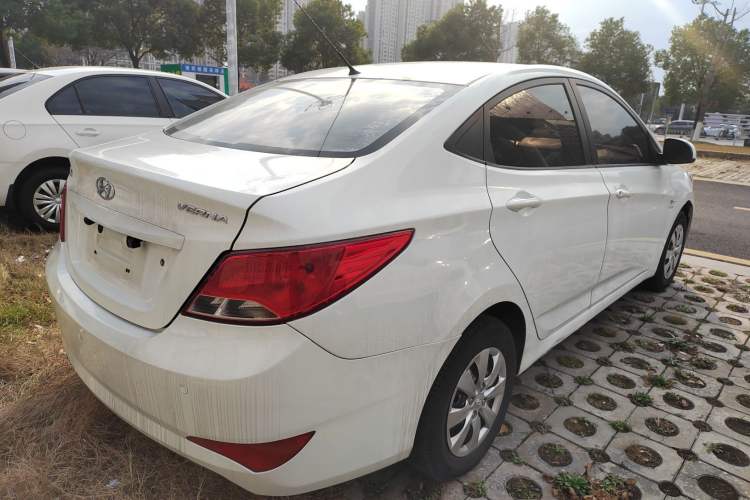 Used Hyundai Verna (older generation) 2014 1.4L Automatic Fashion GS Model