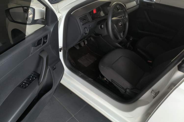 Used Volkswagen Santana 2021 1.5L Manual Fashion Edition Driver Seat