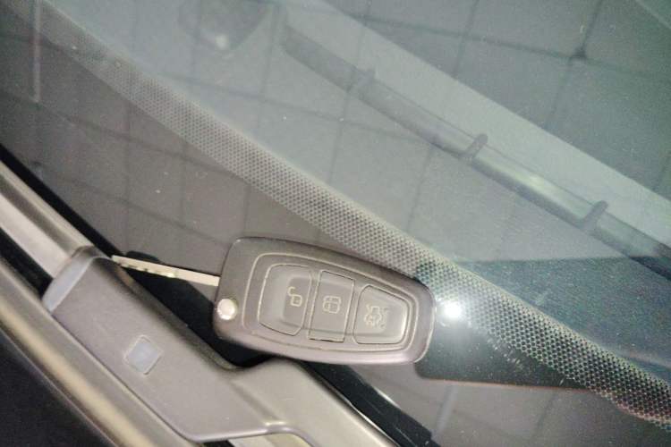 Used Ford Focus 2012 Sedan 1.6L Manual Comfort Model