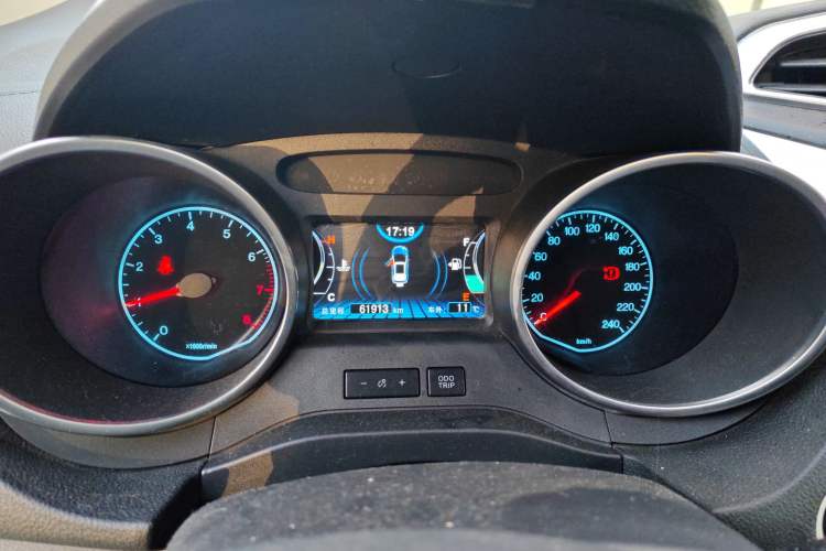 Used BYD Yuan 2016 1.5L Manual Luxury Model
