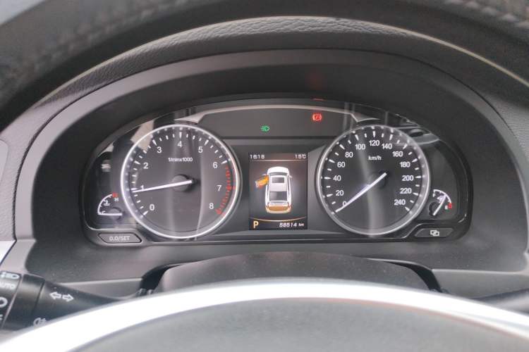 Used Geely Auto Emgrand GT 2018 1.8T Zunshang Zhiling Edition Instrument Cluster