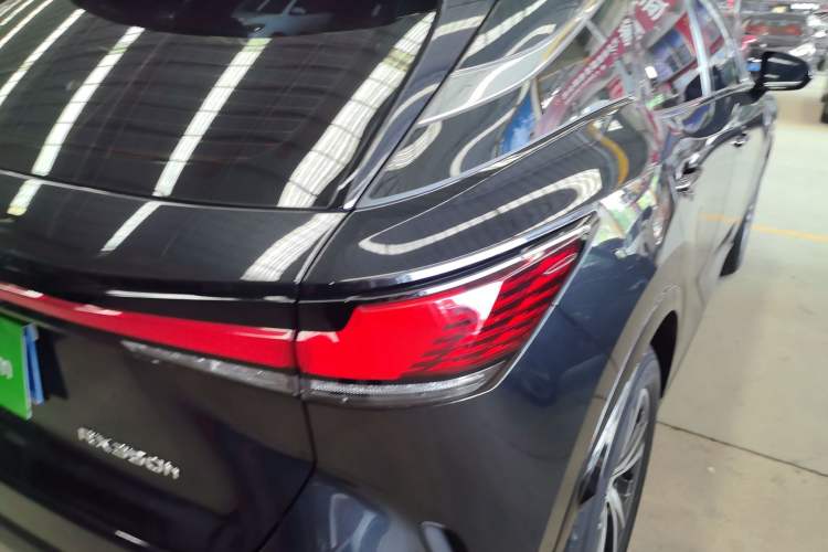 Used Lexus RX 2023 350h Two-Wheel Drive Enjoyment Version