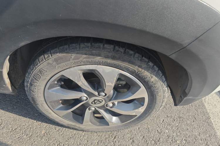 Used CHANGAN OSHAN Nio Ⅱ 2019 Smart Model Right Front Wheel Hub