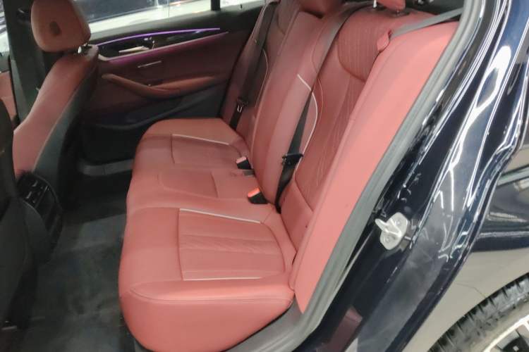 Used BMW 5 Series 2021 525Li M Sport Package