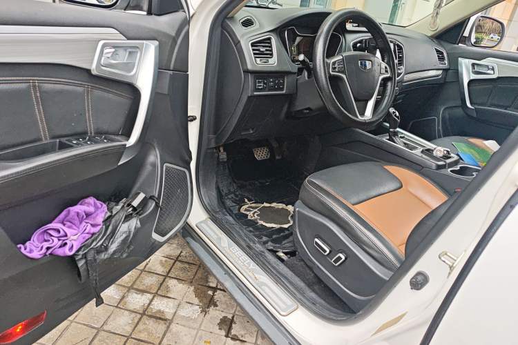 Used Geely Auto Vision X6 2016 1.3T CVT Flagship Model