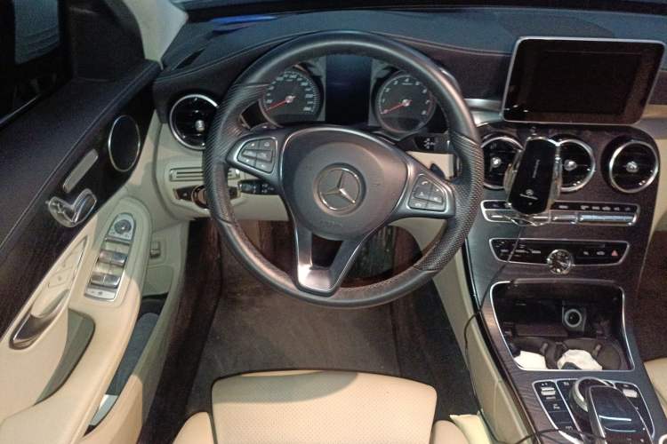 Used Mercedes-Benz C-Class 2015 C 200 L Sport Edition