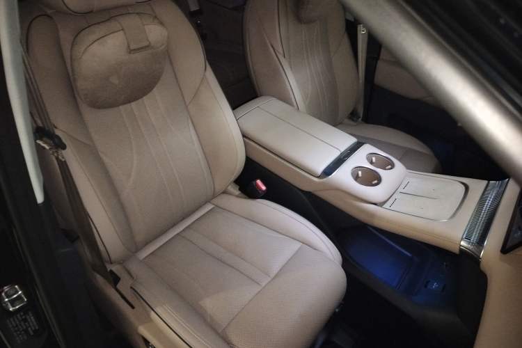 Used XPeng X9 2025 740 Ultra-Long Range Max
