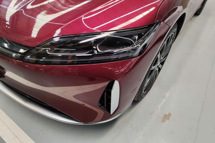 Used Chery Fulwin A9L 2025 Model, Four-Wheel Drive High-Energy Peak Edition Left Front Headlight