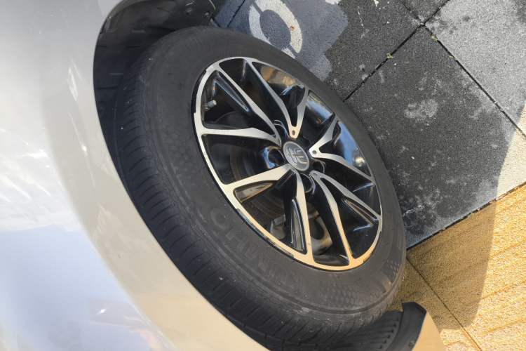 Used BYD Song MAX 2017 1.5T Automatic Smart Connect Prestige 7-Seater
