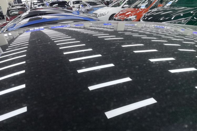 Used Tesla Model Y 2023 High-Performance All-Wheel-Drive Version Roof