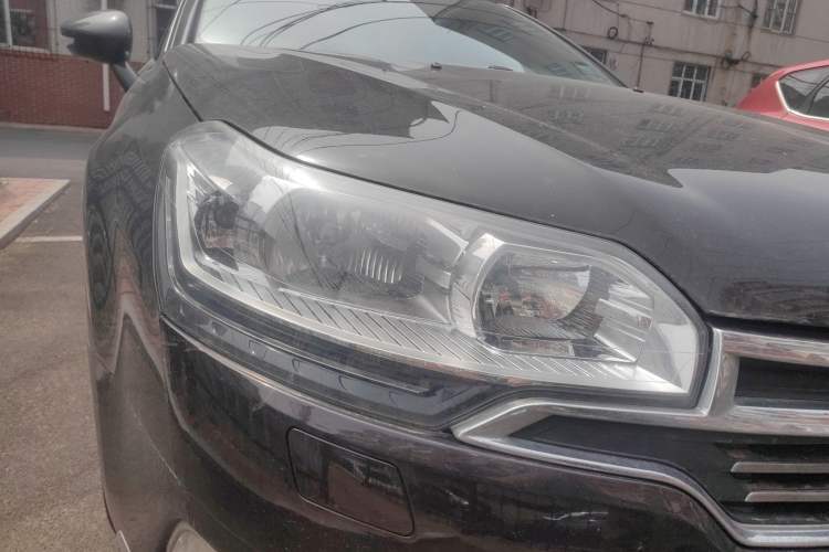 Used Citroen C5 2014 1.6T Automatic Luxury Model Right Front Headlight