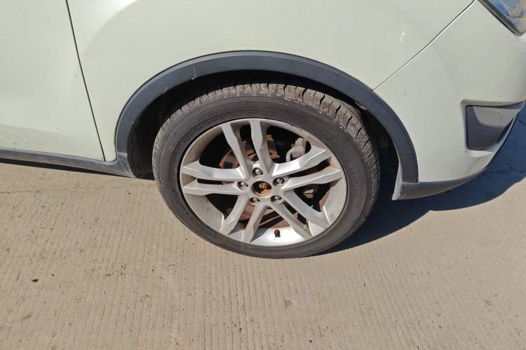 Used Changan CS35 2014 1.6L Manual Luxury Model China IV Standard
