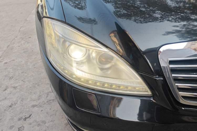 Used Mercedes-Benz S-Class 2010 S 300 L Luxury Model