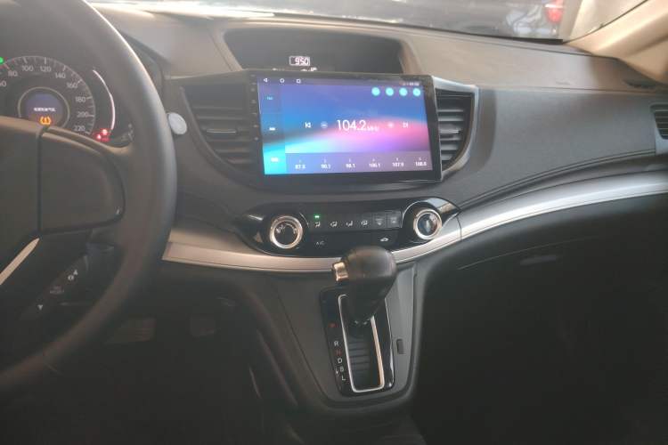 Used Honda CR-V 2016 2.0L two-wheel drive Urban Edition
