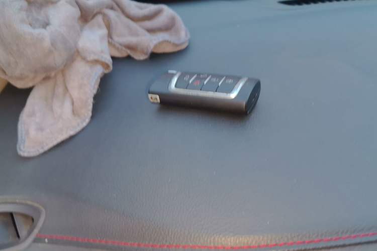 Used GAC Trumpchi GS4 2021 270T DCT Elite Edition Vehicle Key