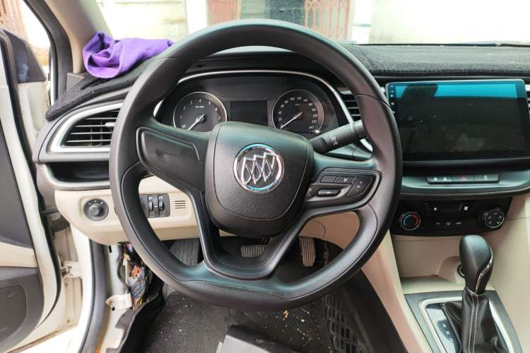 Used Buick GT 2017 15N Automatic Elite Version
