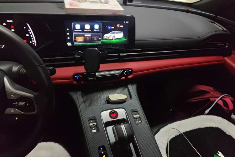 Used GAC Trumpchi EMPOW 2021 270T DCT J11 Version Audio And AC Panel