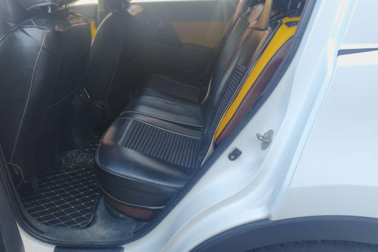 Used Kia Sportage R 2015 2.0L Automatic Two-Wheel Drive DLX Model