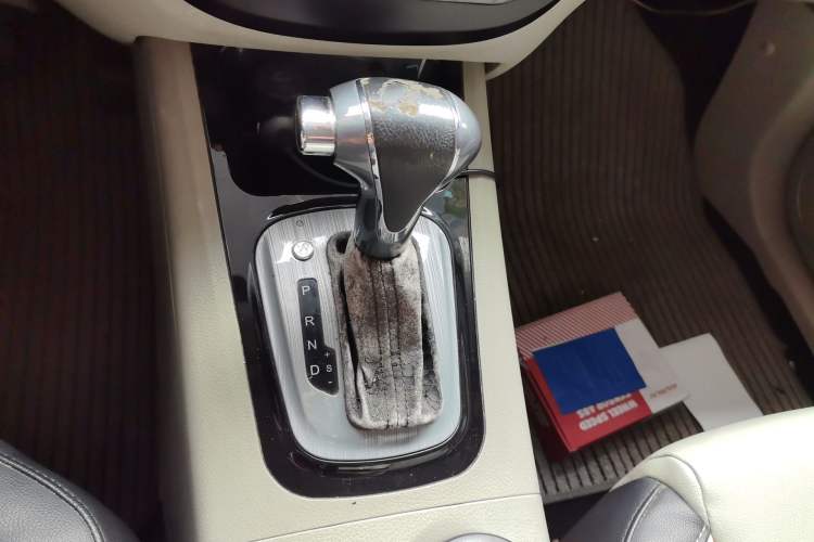 Used FORTHING Joyear XV 2016 1.6L CVT Comfort Model Gear Lever