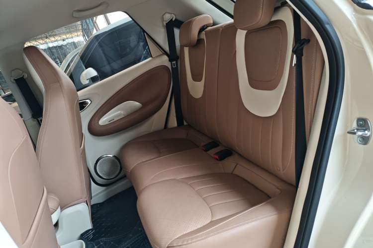 Used Wuling Bingo 2025 410 km Lingxi Deluxe Edition Left Rear Seat