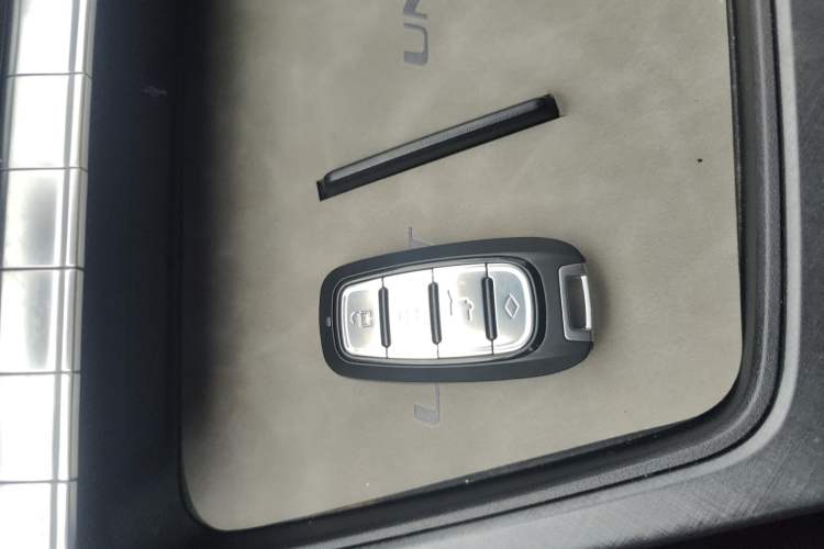 Used Changan UNI-T 2022 1.5T Prestige Version
