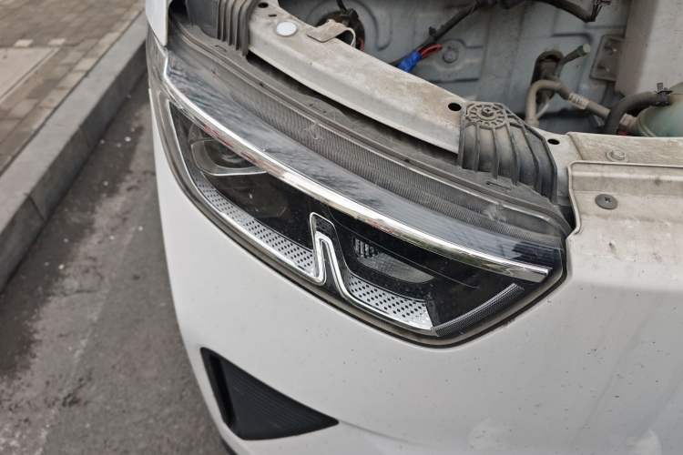 Used Wuling Yangguang 2024 300km Range Practical Window-Sealed Version 60kW
