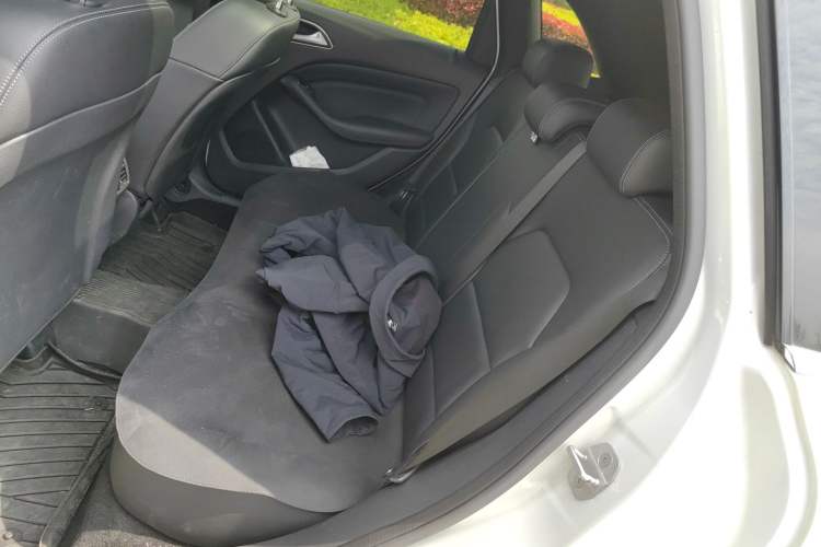 Used Mercedes-Benz B-Class 2015 B 200 Fashion Model
