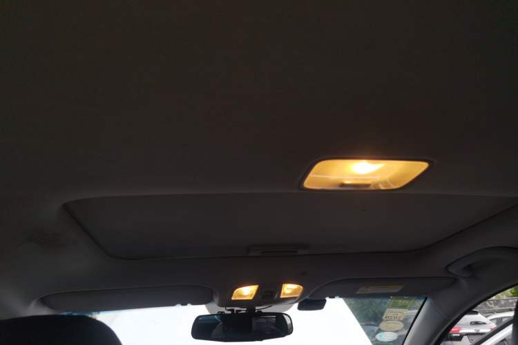 Used Hyundai Elantra (6th Generation / Lingdong) 2016 1.6L Automatic ZhiXuan – Elite Version Headliner