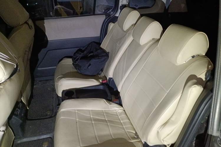 Used Mazda 5 2011 2.0L Manual Comfort Edition
