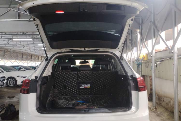 Used Volkswagen Tayron 2019 330TSI Four-Wheel Drive Luxury Version China V Standard
