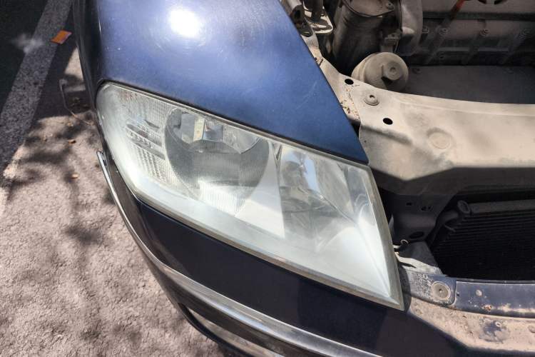 Used Skoda Octavia 2007 1.6L Automatic Elegance Edition Right Front Headlight