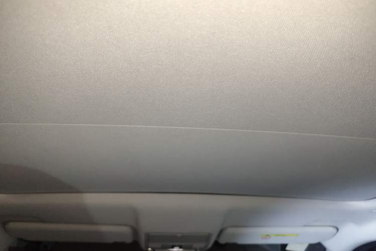 Used Land Rover Range Evoque 2018 240 PS SE Smart Brilliance Edition
