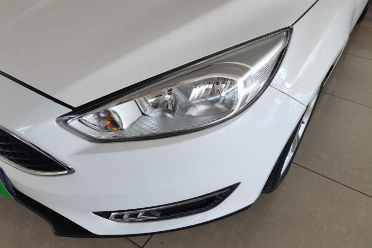 Used Ford Focus 2018 Hatchback Classic 1.6L Automatic Comfort Plus SmartDrive Edition