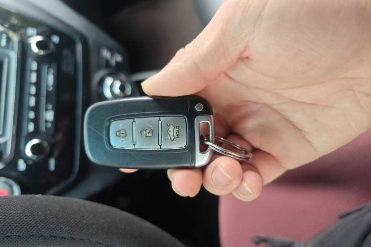 Used Kia K2 2011 Sedan 1.6L Automatic Transmission Premium
