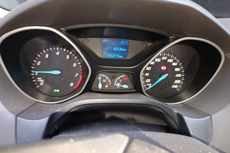 Used Ford Focus 2012 Sedan 1.6L Manual Comfort Model Odometer Close Up