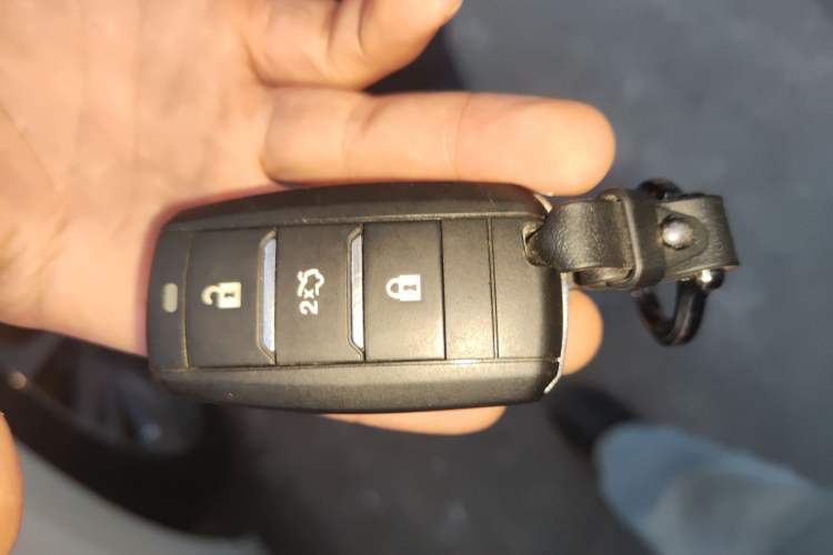 Used CHANGAN Raeton CC 2018 1.5T Automatic Haoya Model Guangmang Edition China V Standard Vehicle Key