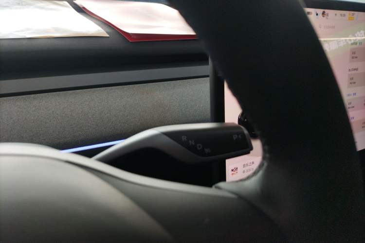 Used Tesla Model Y 2023 Rear-Wheel-Drive Version
