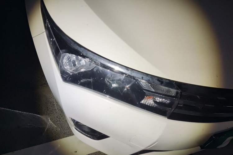 Used Toyota Corolla 2014 1.6L CVT GL Right Front Headlight