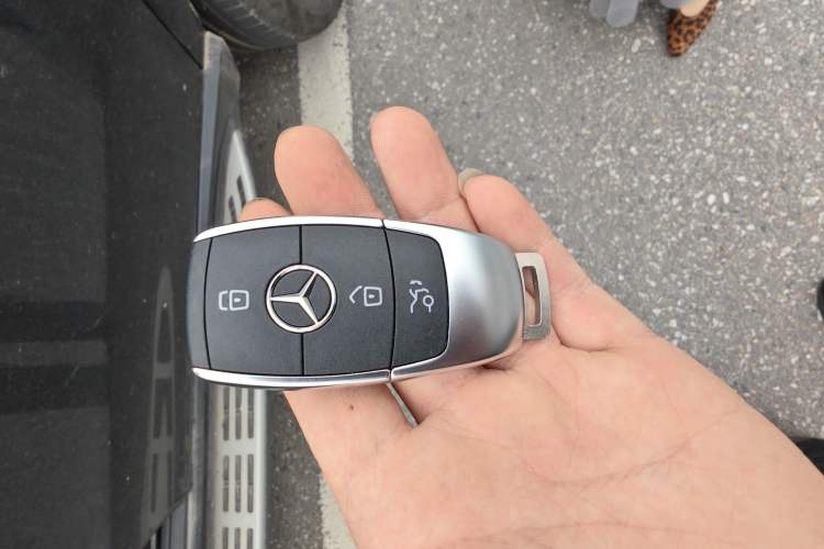 Used Mercedes-Benz GLE 2024 GLE 450 4MATIC AMG Line
