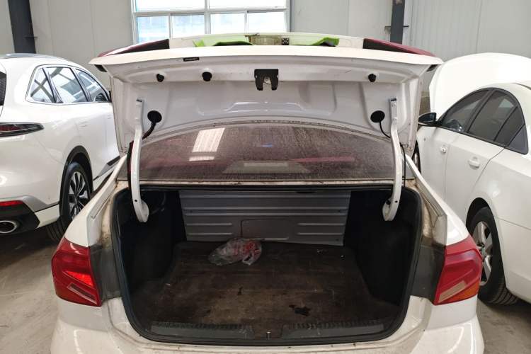 Used Volkswagen Jetta 2017 1.4L Manual Fashion Edition