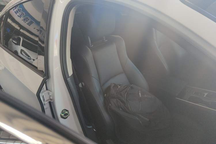 Used Honda Accord 2022 260TURBO Luxury Edition Right Front Seat