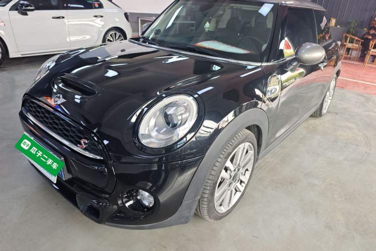 Used MINI 2016 2.0T COOPER S SEVEN