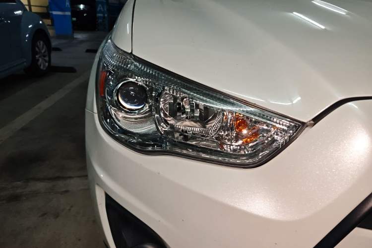 Used Mitsubishi ASX 2013 1.6L Manual Two-Wheel Drive Standard Edition