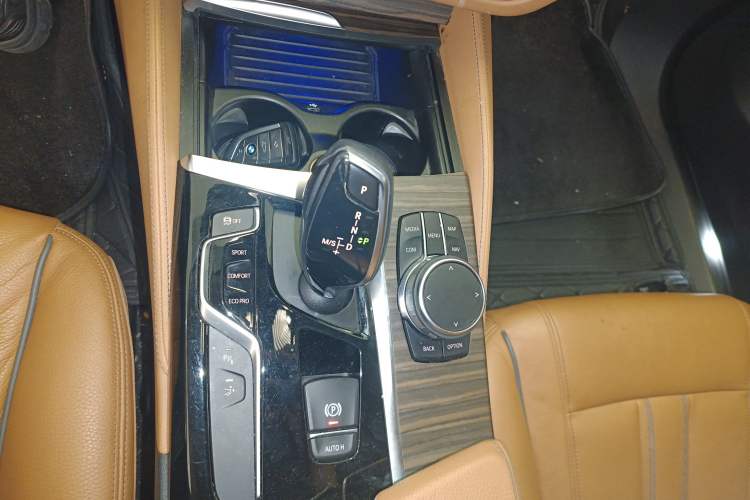 Used BMW 6 Series GT 2018 630i Luxury Design Package