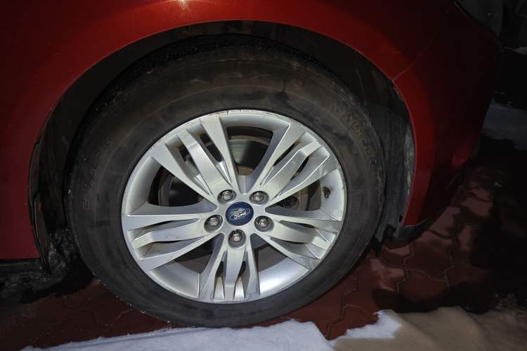 Used Ford Focus 2012 Sedan 1.6L Automatic Comfort Model
