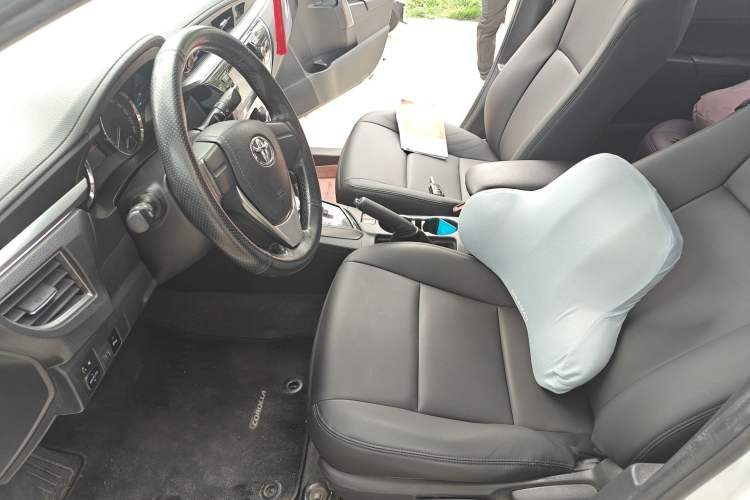 Used Toyota Corolla 2014 1.6L CVT GL-i Left Front Seat