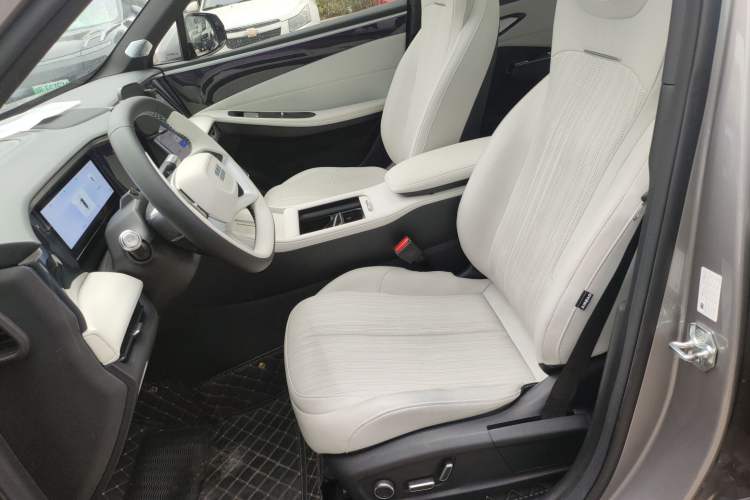 Used Geely Galaxy L7 2024 1.5T 115 km Starship Dragon Edition
