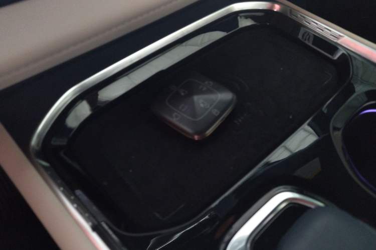 Used Zeekr 009 2022 WE Edition
